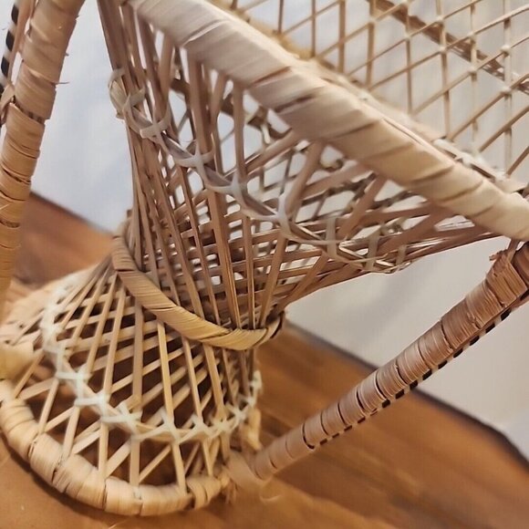 Vintage Peacock 11" Chair Tan Wicker Rattan‎ Home Decor Plant Stand Doll Chair - Picture 4 of 12